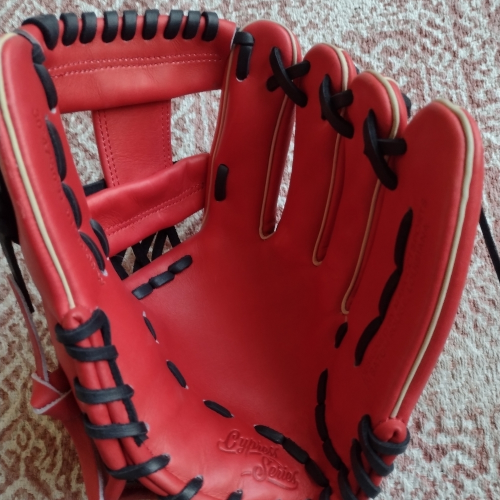 Marucci Cypress Red 11.5 Baseball Glove
